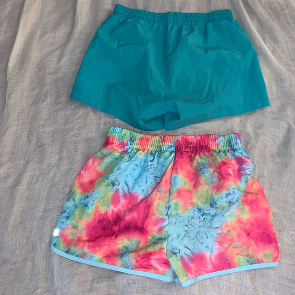 Bundle of L/Xl athletic shorts - Picture 2 of 4